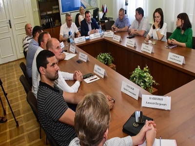 Владимир Колпаков принял участие в обсуждении старта избирательной кампании в Законодательное собрание