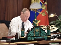 Путин подписал закон о порядке установления нормативов потерь воды