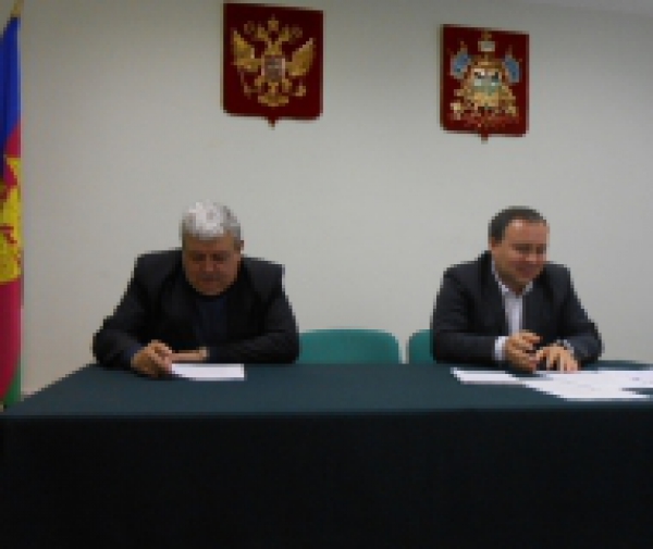 Заседание Общественного совета при Департаменте ЖКХ и Министерстве промышленности и энергетики Краснодарского края