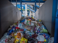 До 75% потока: мусорные заводы рассказали, сколько вторсырья отбирают при сортировке