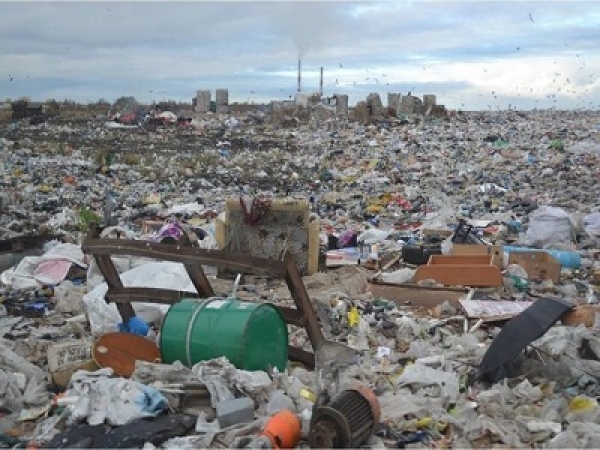 Провал мусорной реформы: 90% отходов в России отправляется на свалки